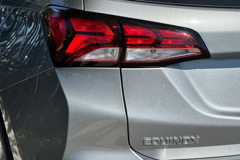 Used 2024 Chevrolet Equinox LSImage 33