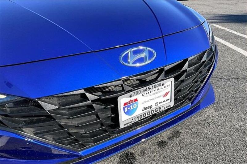 Used 2023 Hyundai Elantra SELImage 30
