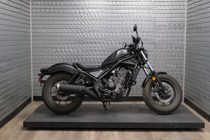 USED 2025 HONDA REBEL 300 Image 2