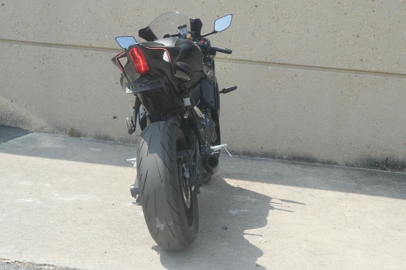 2024 Yamaha YZFR7 BLACK Image 4