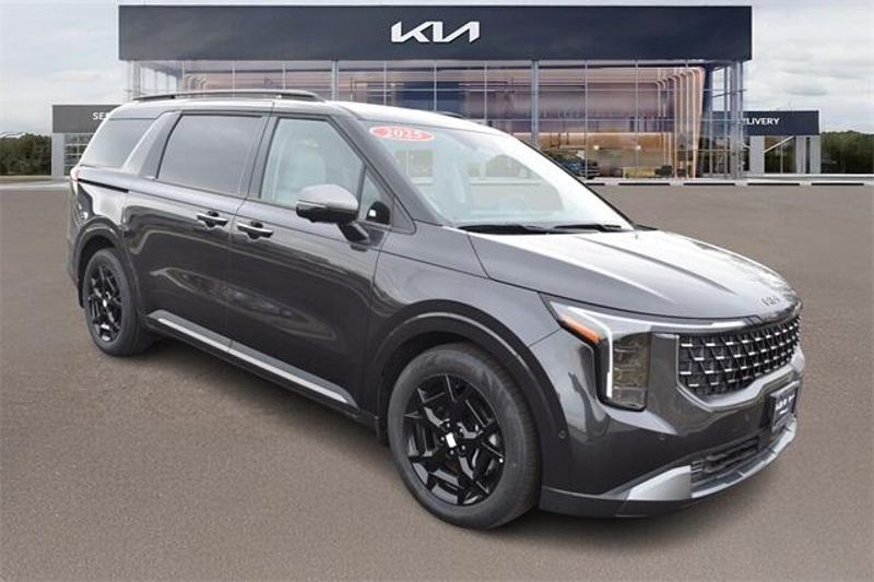 2025 Kia Carnival SX PrestigeImage 10
