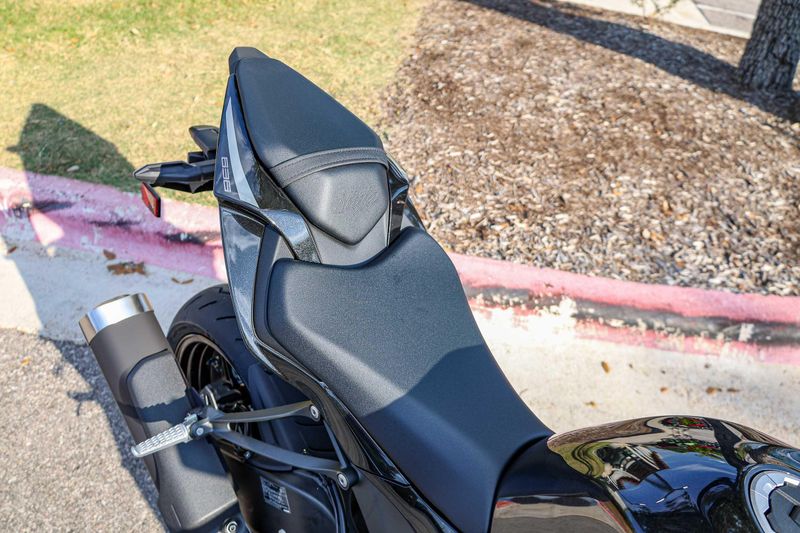 NEW 2026 KAWASAKI NINJA ZX6R ABS Image 12