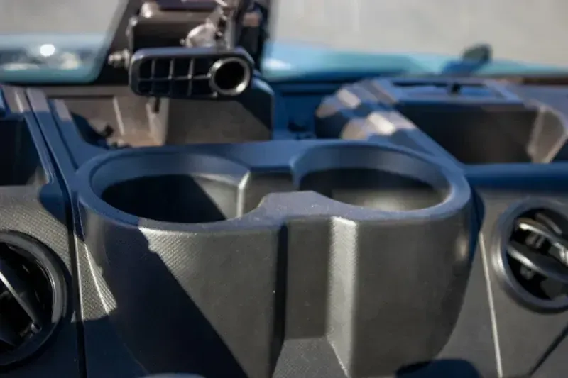 NEW 2026 POLARIS RANGER CREW XP 1000 NORTHSTAR EDITION PREMIUM Image 14