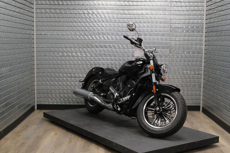 NEW 2026 INDIAN MOTORCYCLE SCOUT SIXTY BOBBER LIMITED Image 1