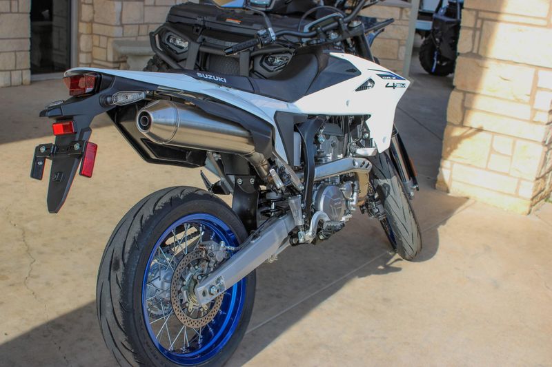 NEW 2025 SUZUKI DRZ4SM Image 10