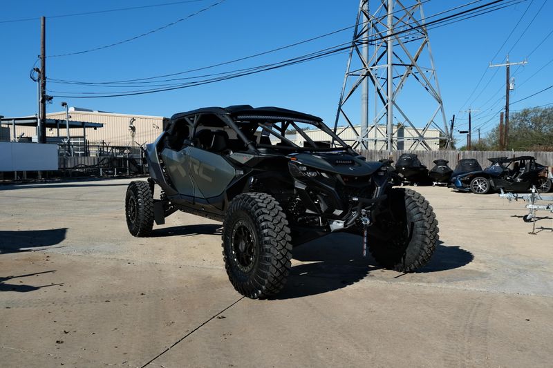 NEW 2026 CAN-AM MAVERICK R MAX X RC WITH SMARTSHOX 999T DCT Image 1