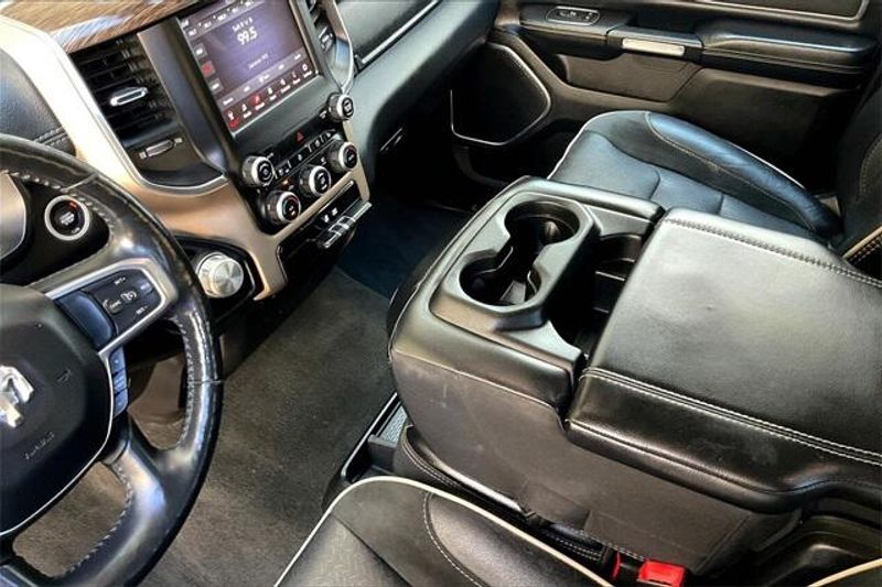 2019 RAM 1500 LaramieImage 17