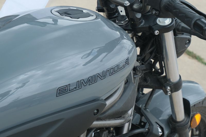 2024 Kawasaki ELIMINATOR PEARL STORM GRAY Image 20