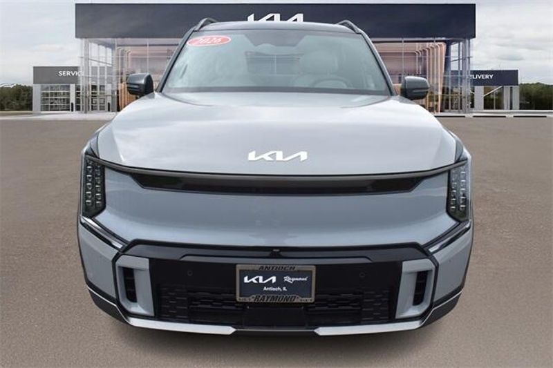 New 2026 Kia EV9 GT-LineImage 8