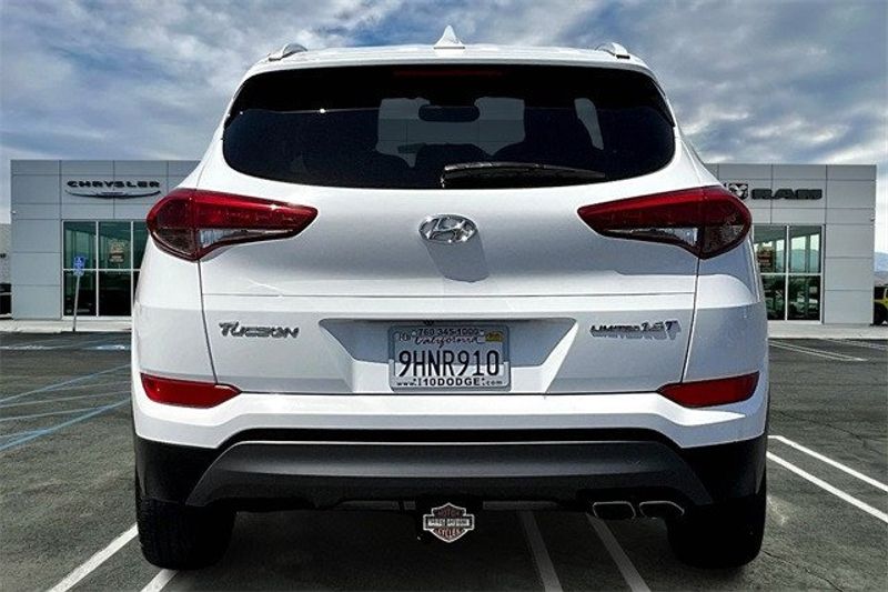 2016 Hyundai Tucson LimitedImage 3