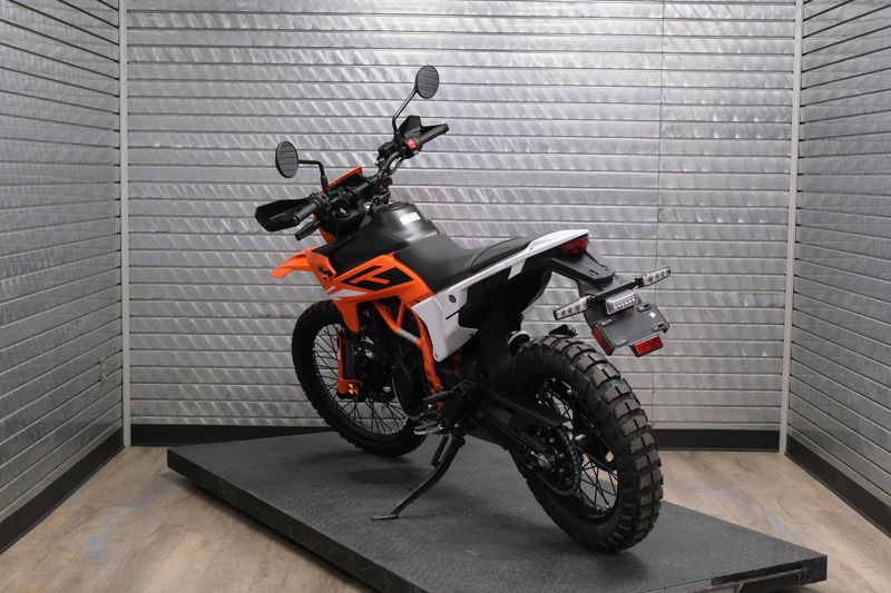 NEW 2026 KTM 390 ENDURO R Image 5