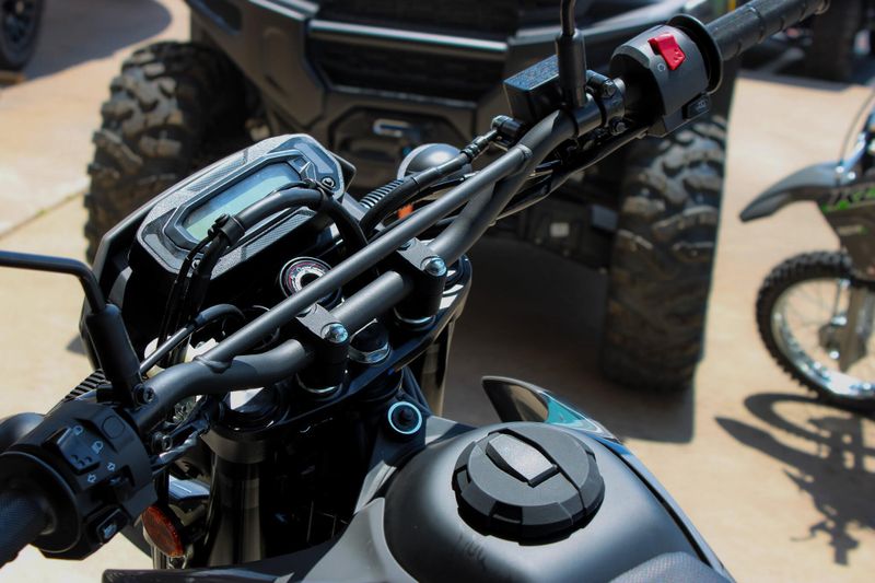 2025 Kawasaki KLX 230SM ABS BATTLE GRAY Image 21