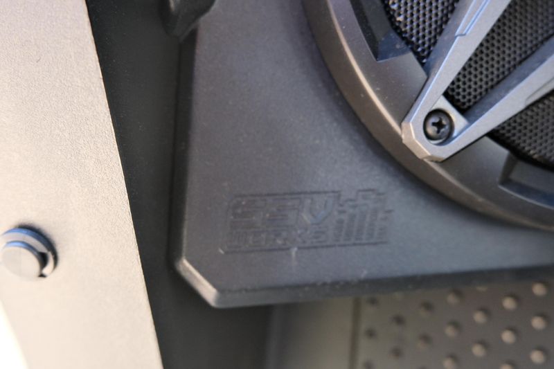 2025 Honda PIONEER 10005 TRAIL SE MATTE GRAY METALLIC Image 14