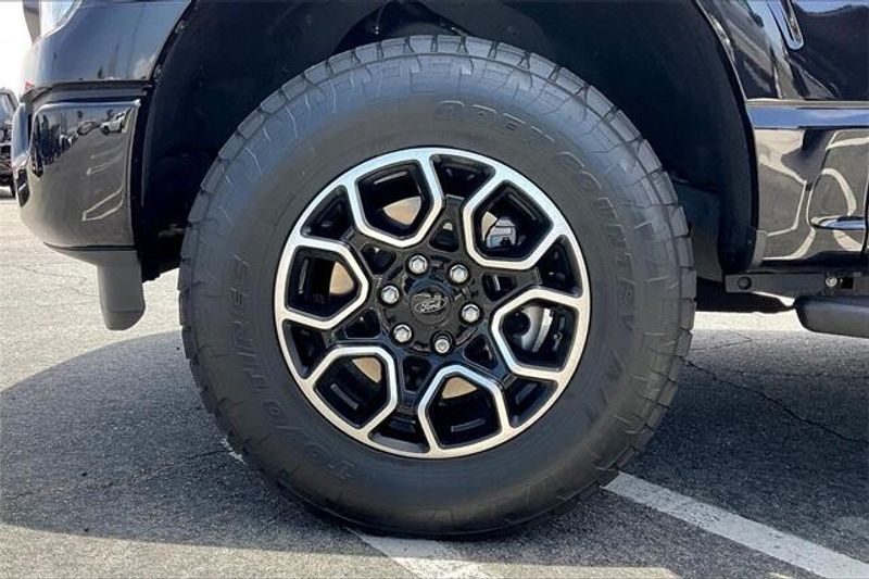 2022 Ford F-150 XLTImage 8