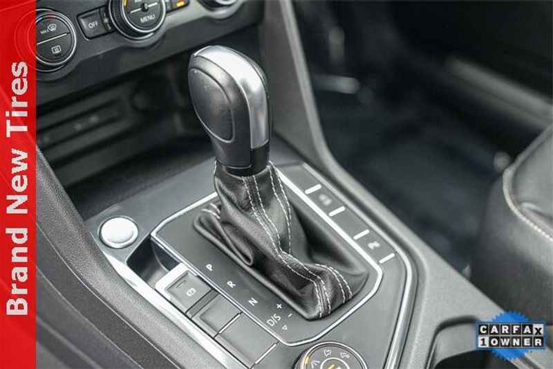 Used 2021 Volkswagen Tiguan 2.0T SE R-Line BlackImage 20
