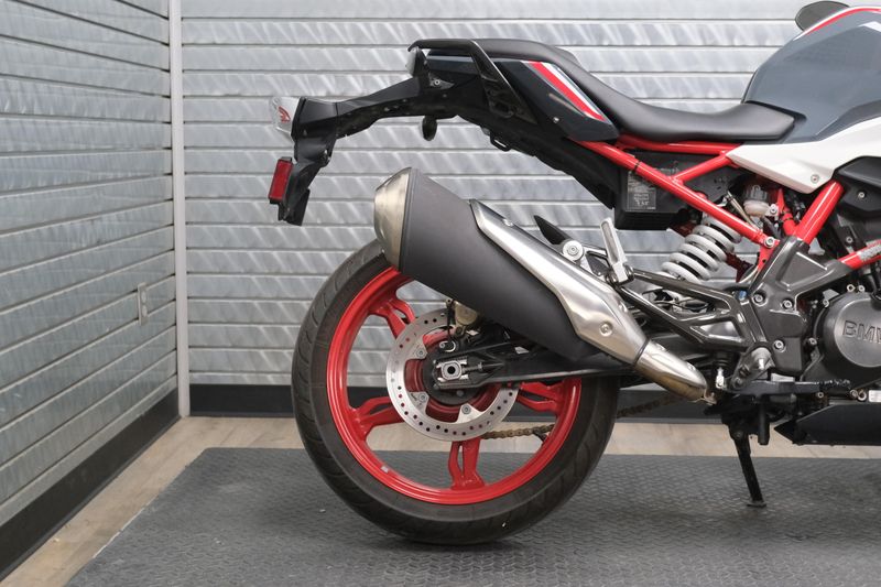USED 2022 BMW G 310 R Image 10