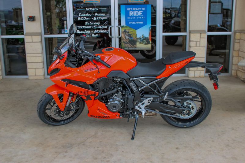 NEW 2026 SUZUKI GSX-8R Image 6