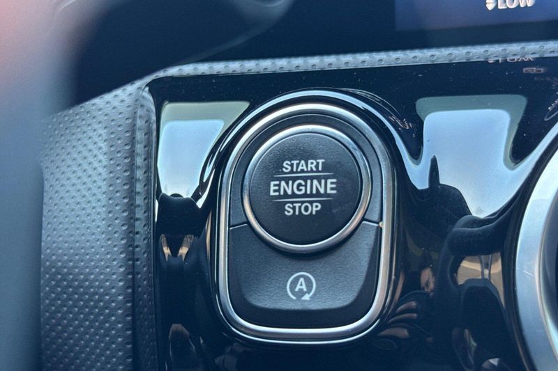 Used 2025 Mercedes-Benz CLA 250Image 24