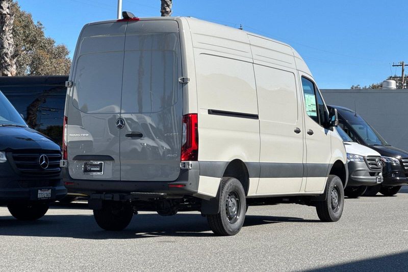 New 2026 Mercedes-Benz Sprinter 2500 Cargo 144 WBImage 4