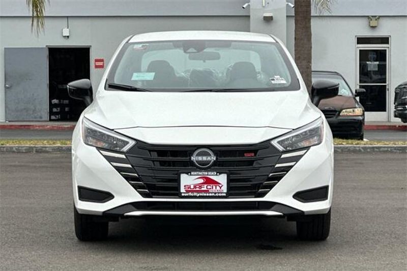New 2025 Nissan Versa 1.6 SRImage 6