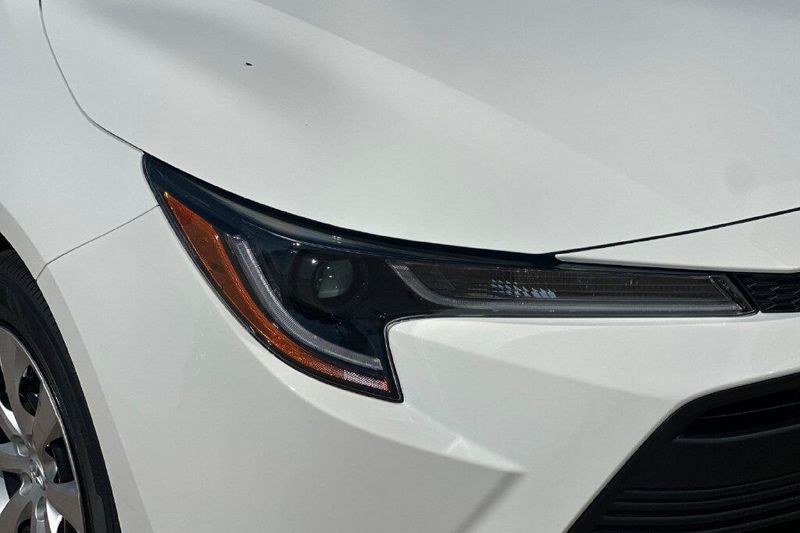 New 2027 Toyota Corolla LEImage 28
