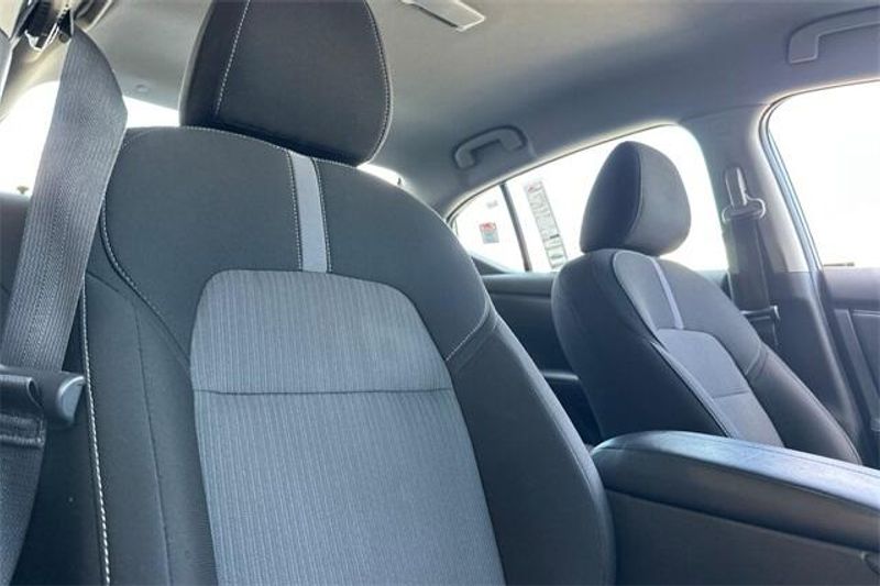 Used 2022 Nissan Sentra SVImage 14