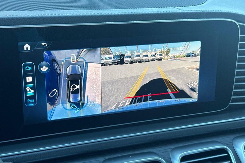 New 2026 Mercedes-Benz GLS 450Image 18