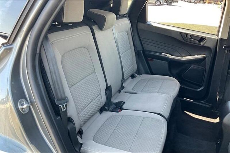 Used 2022 Ford Escape SEImage 26