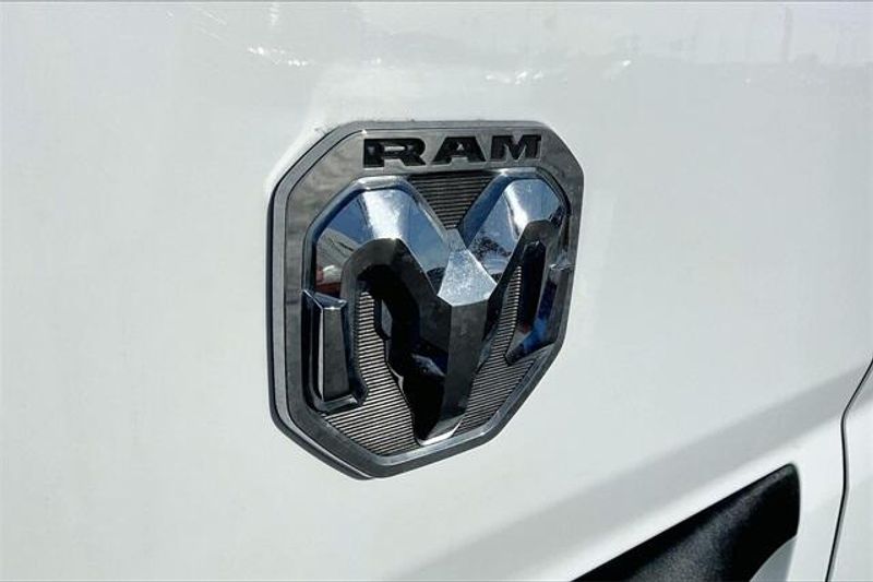 2023 RAM ProMaster 2500 High RoofImage 30