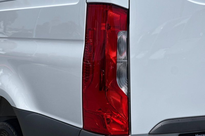 New 2026 Mercedes-Benz Sprinter 2500 Image 21