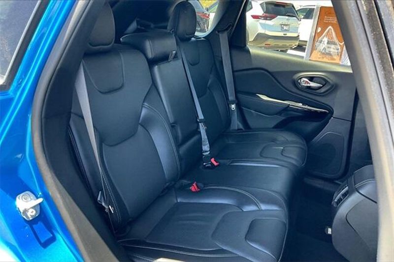 Used 2023 Jeep Cherokee AltitudeImage 24