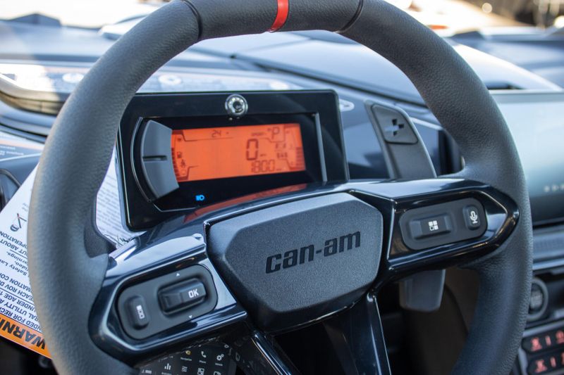 NEW 2026 CAN-AM MAVERICK R MAX X WITH SMARTSHOX 999T DCT Image 31