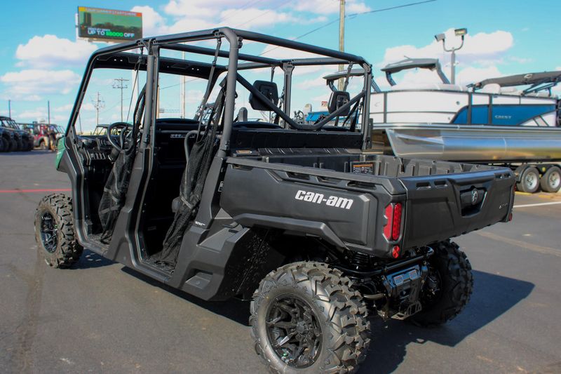 2025 Can-Am DEFENDER MAX DPS HD7 COMPASS GREEN Image 4