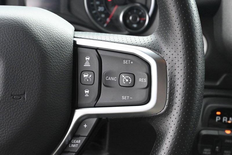 2025 RAM 1500 TradesmanImage 18