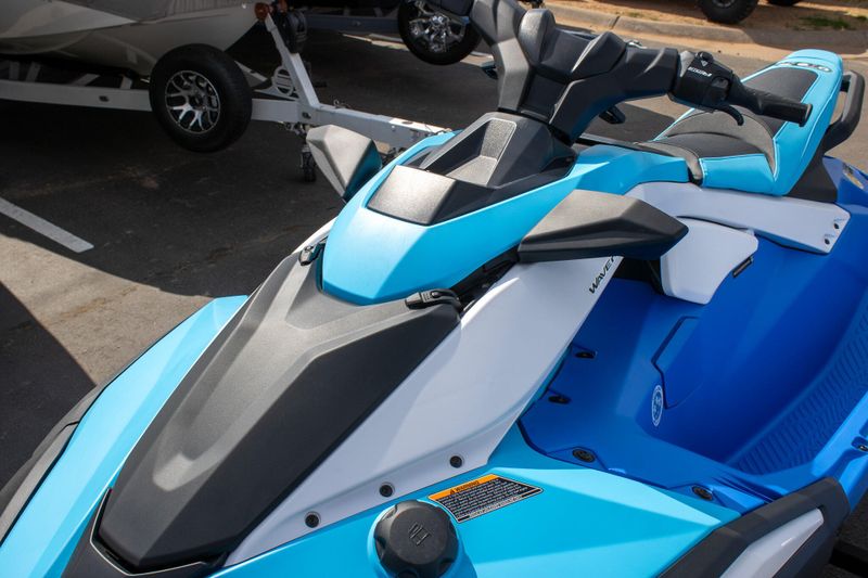 NEW 2026 YAMAHA JETBLASTER DLX 3UP Image 9