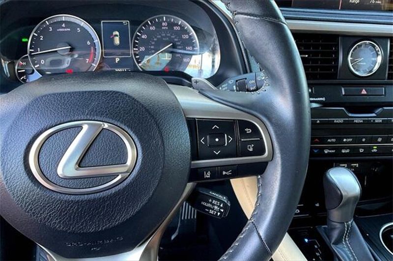 2022 Lexus RX 350 350Image 19