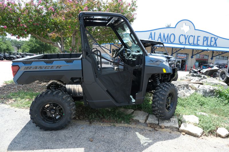 2025 Polaris RANGER XP 1000 PREMIUM BLUE SLATE METALLICImage 7