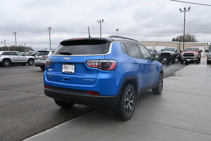 2025 Jeep Compass LimitedImage 8