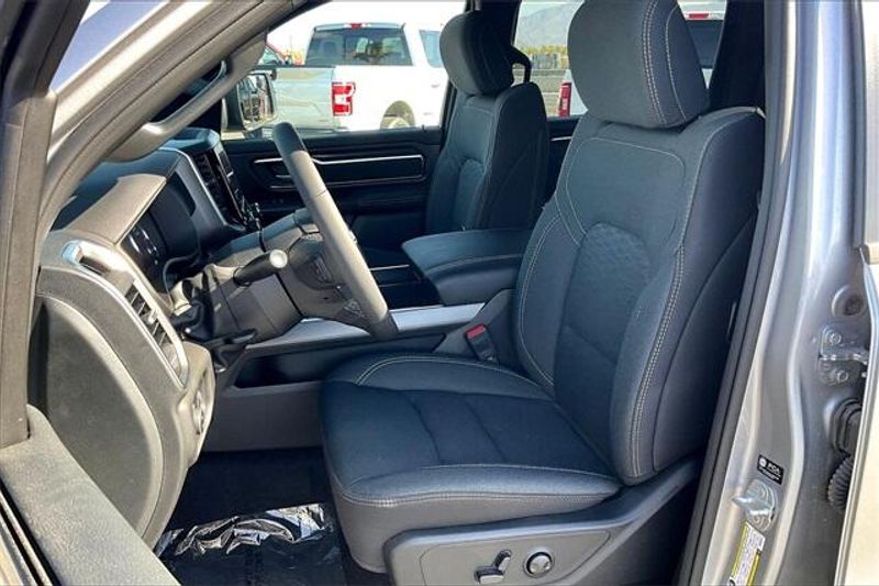 2025 RAM 1500 Big Horn Crew Cab 4x4 5