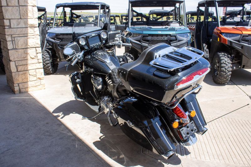 USED 2021 INDIAN MOTORCYCLE ROADMASTER Image 6