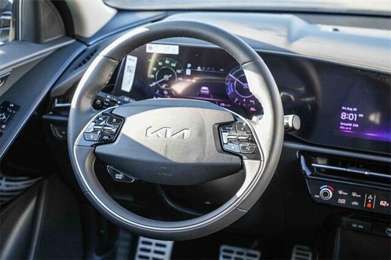 New 2026 Kia Seltos LXImage 8