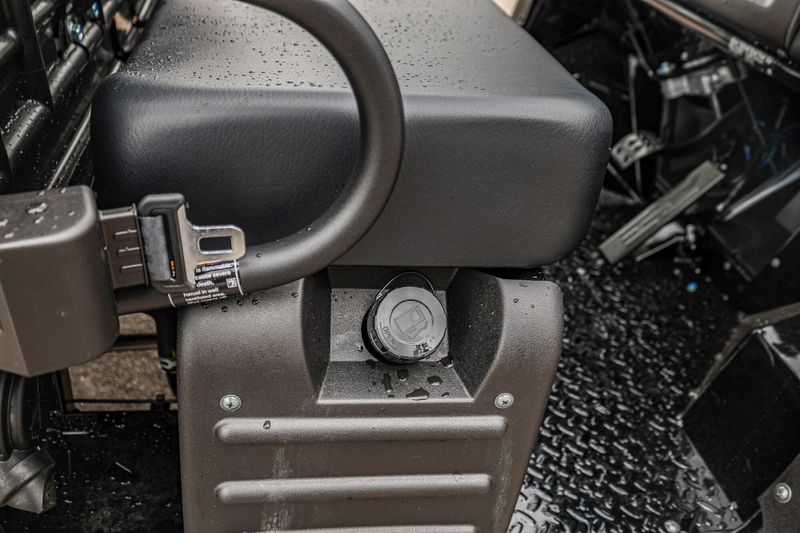 2026 Kawasaki MULE 4010 4X4 DARK ROYAL RED Image 14