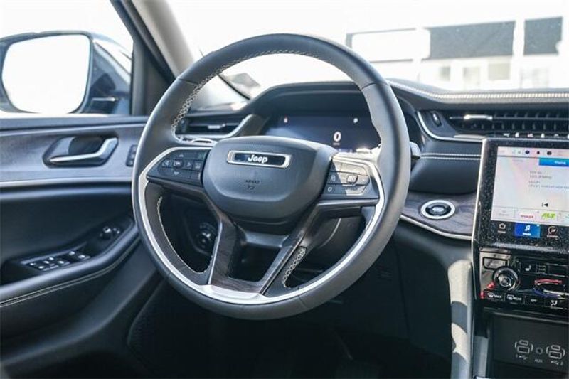 2023 Jeep Grand Cherokee LimitedImage 16