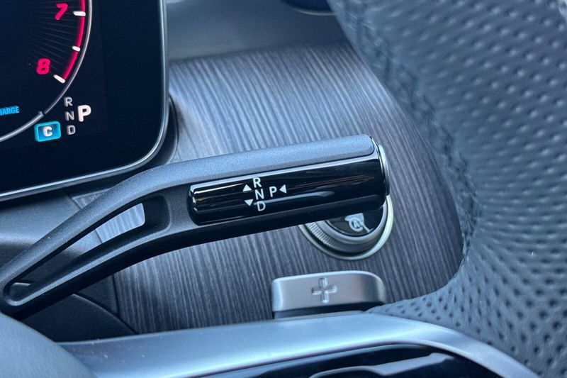 New 2026 Mercedes-Benz C-Class C 300Image 17