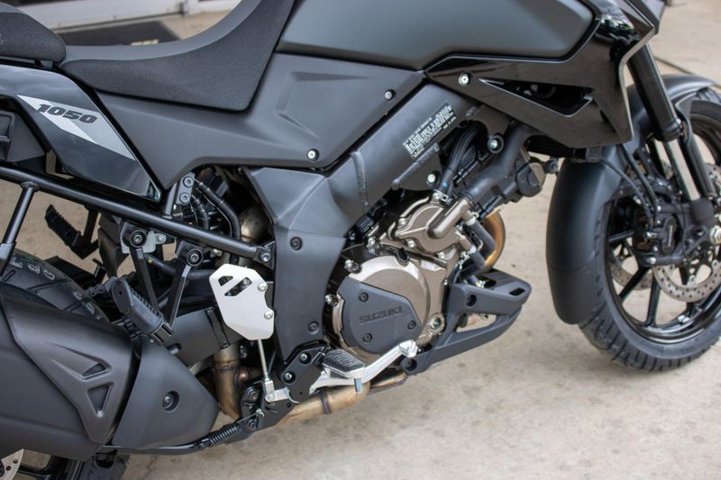 NEW 2026 SUZUKI VSTROM 1050 Image 12