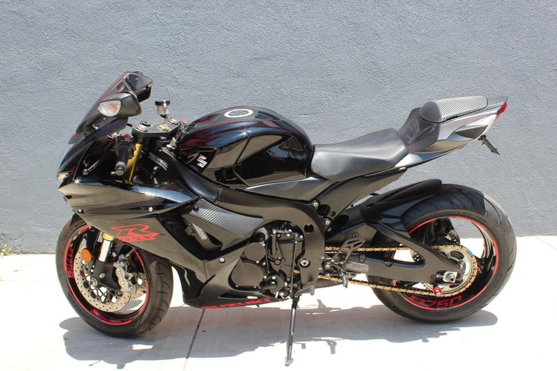 Used 2019 Suzuki GSX-R750L9 CA Image 2