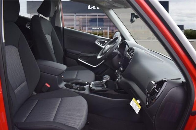 New 2025 Kia Soul SImage 12