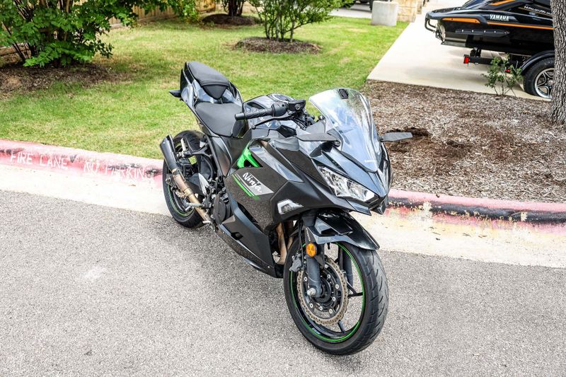 2023 Kawasaki NINJA 400 ABS Image 9