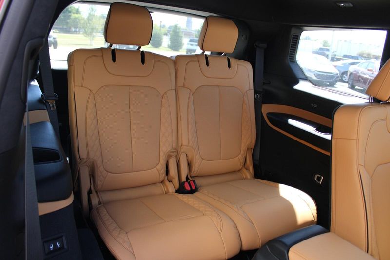 2025 Jeep Grand Cherokee L Summit Reserve photo 28