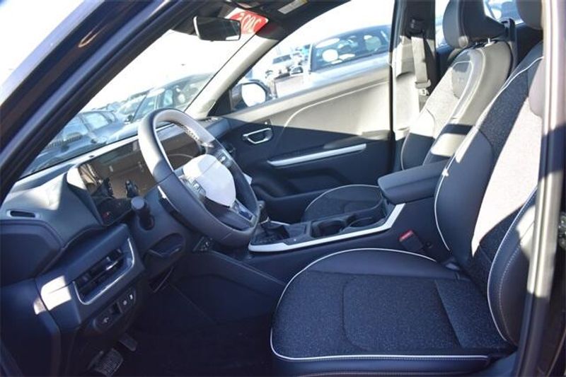 2025 Kia K4 GT-LineImage 22